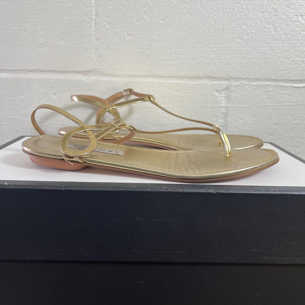 Aquazzura Metallic Gold Leather T-Strap Flat Sandals Strappy Women's 39 EU/9 US